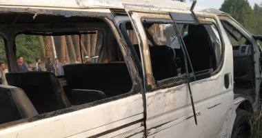 إصابة شخص صدمته سيارة أثناء عبوره لطريق السويس الصحراوى