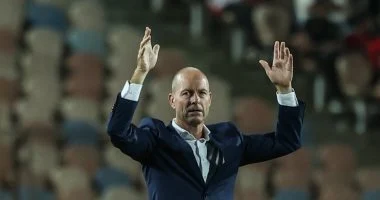 توروب يصطحب كتيبة الأهلى بالكامل إلى الإمارات لخوض السوبر المصري