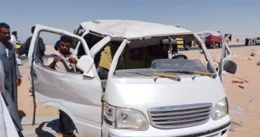 إصابة 7 أشخاص فى حادث انقلاب ميكروباص على الصحراوى الغربى بالفيوم