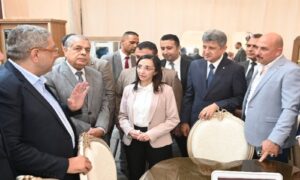 محافظ البحيرة تفتتح معرض «أوكازيون دمياط للأثاث والديكور»