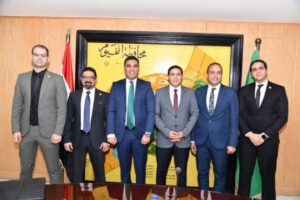 محافظ الفيوم ونائب وزير الاتصالات يستعرضان خطط تنفيذ التطوير المؤسسي الرقمي للمحافظة